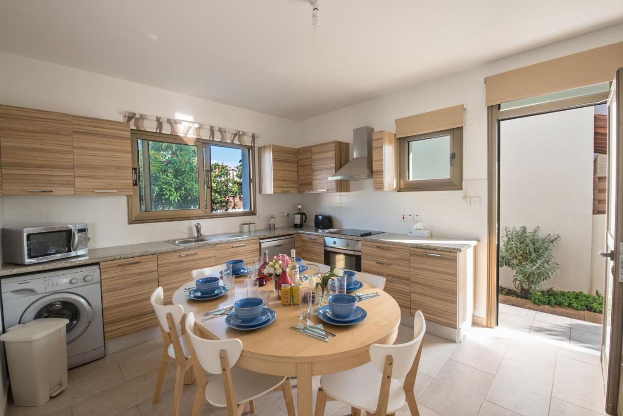 Kymma Villas By The Sea Aya Napa Dış mekan fotoğraf