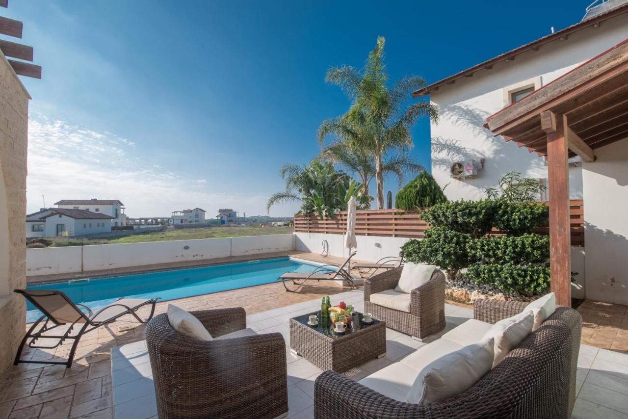 Kymma Villas By The Sea Aya Napa Dış mekan fotoğraf