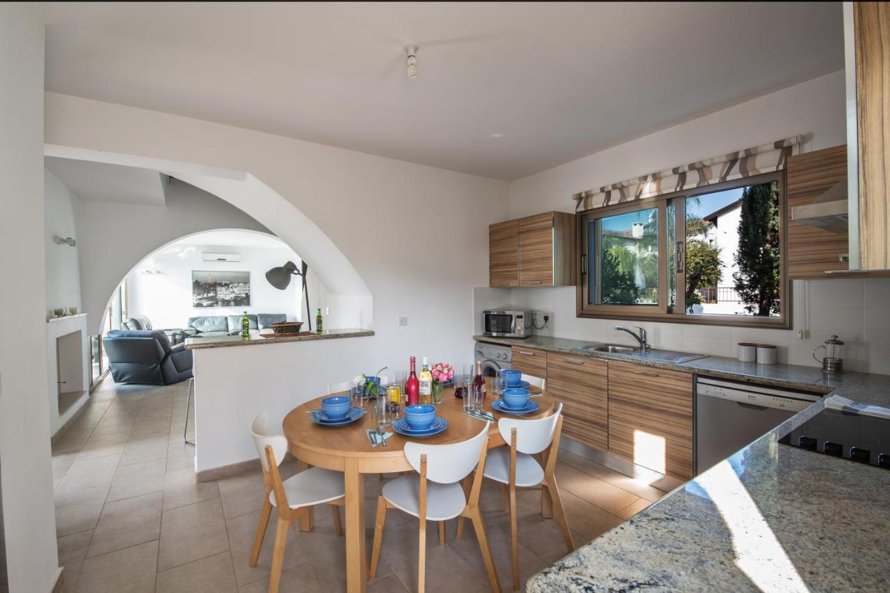 Kymma Villas By The Sea Aya Napa Dış mekan fotoğraf