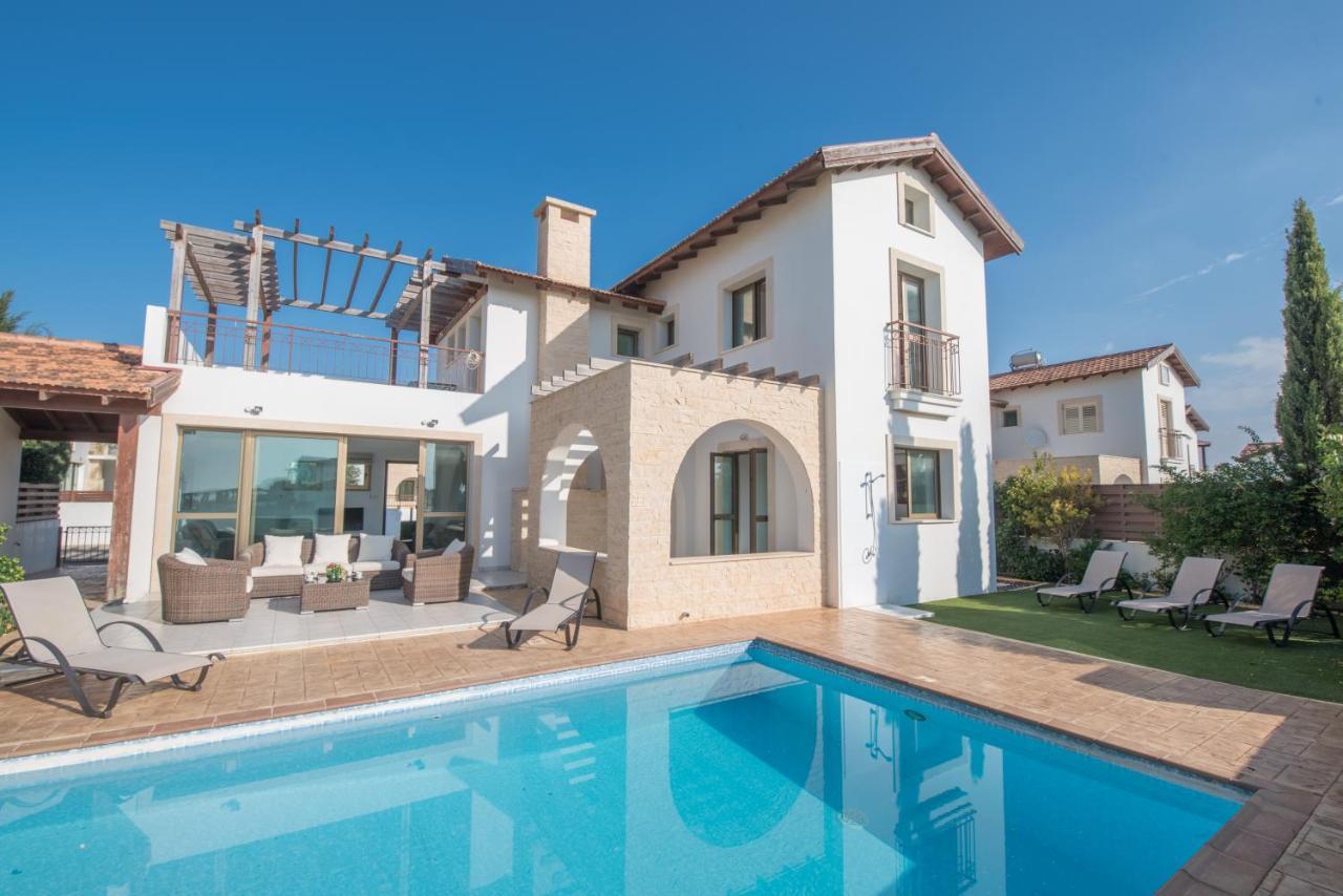 Kymma Villas By The Sea Aya Napa Dış mekan fotoğraf