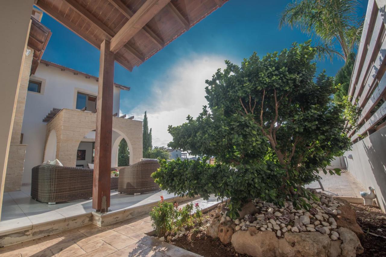 Kymma Villas By The Sea Aya Napa Dış mekan fotoğraf
